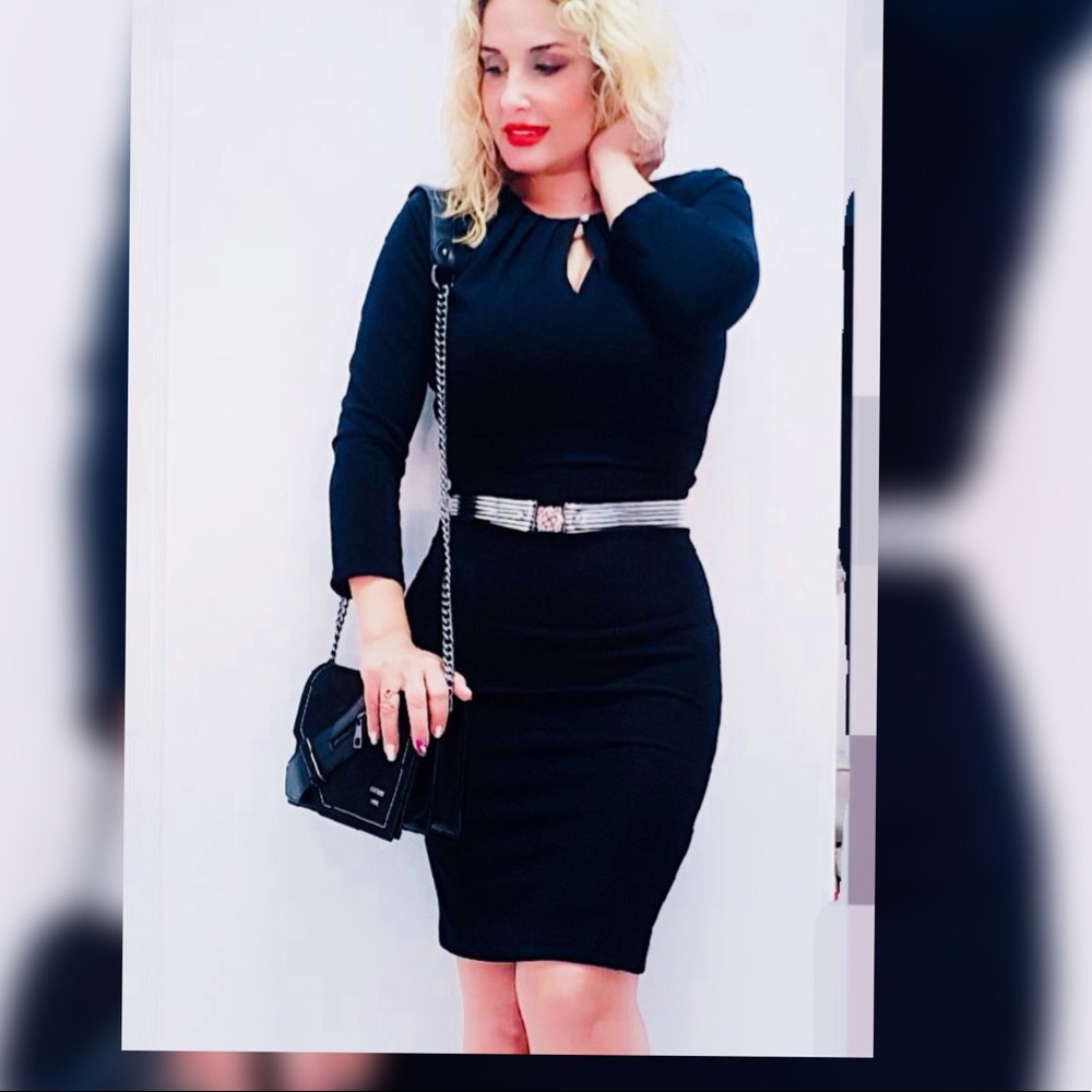 Chic Black Dress/ Must Have/ Great Fit